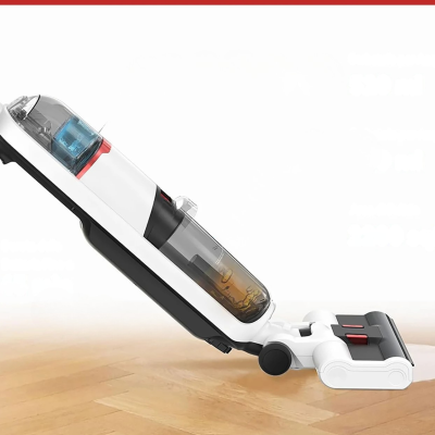 Aspirateur balai sans fil sur plancher