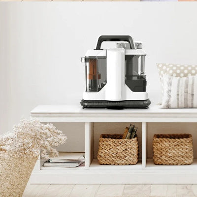 Aspirateur portable sur etagere