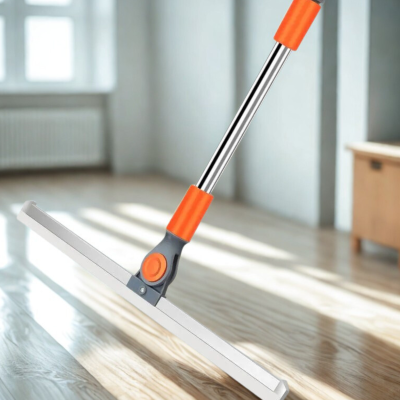 Balai nettoyage sol  sur plancher